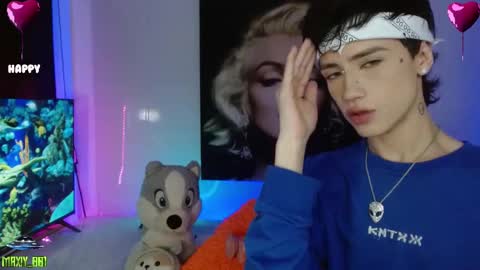 Max online show from February 5, 7:07 am