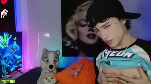 Max online show from January 25, 3:09 am