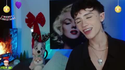 Max online show from December 18, 4:53 am