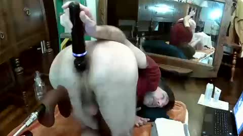 maxjr8008 online show from October 15, 9:17 am