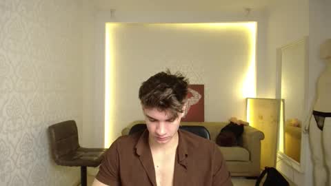 MaxKaiden online show from February 20, 5:33 am