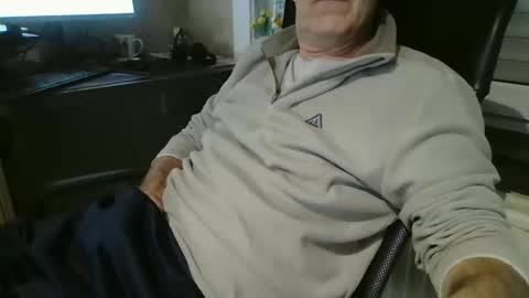 maxou569 online show from October 7, 11:03 am