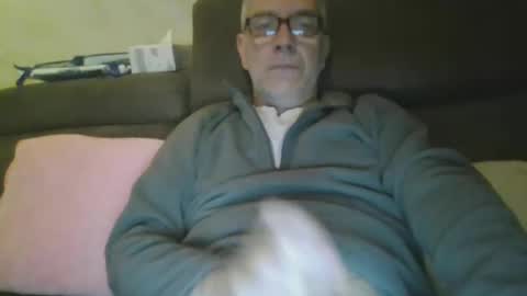 maxou569 online show from March 6, 7:47 am