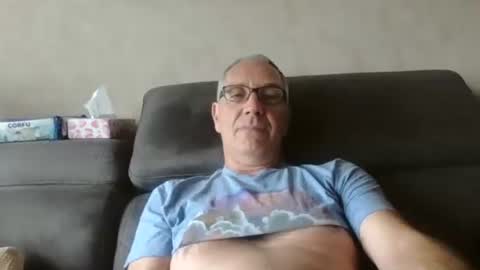 maxou569 online show from October 13, 9:59 am