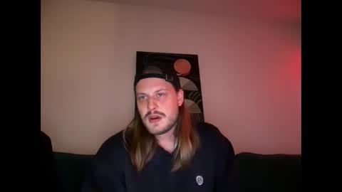 Max Watts online show from May 11, 3:30 am