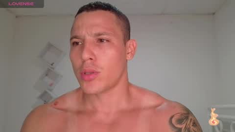 Max online show from April 8, 1:28 am