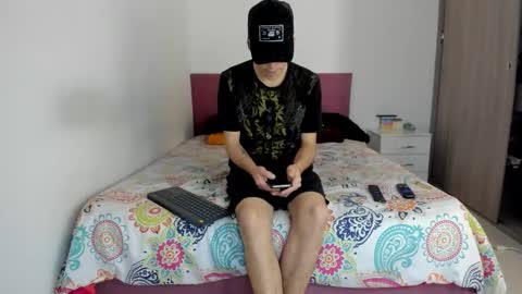 mcloviin_ online show from February 27, 1:55 pm