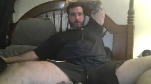 Snapshot of mdavis1six chatting on December 31, 12:21 am Davis online show from December 31, 12:21 am