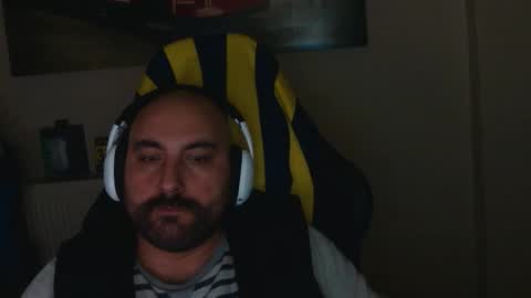 Welcome To My Room Adminn online show from January 17, 12:35 am