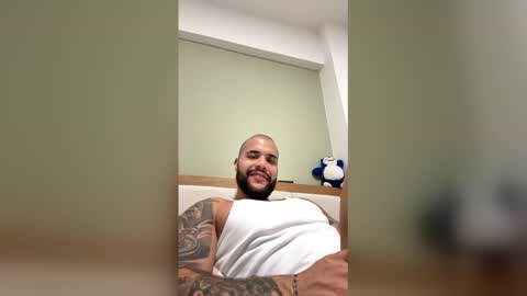 filippoae online show from January 14, 2:05 am