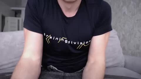 Max online show from February 15, 11:39 am