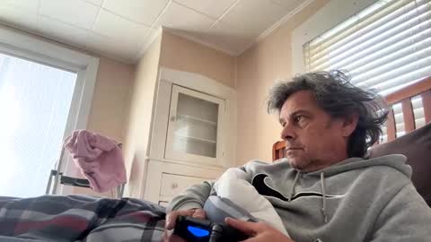 Tan lines online show from January 28, 3:04 pm