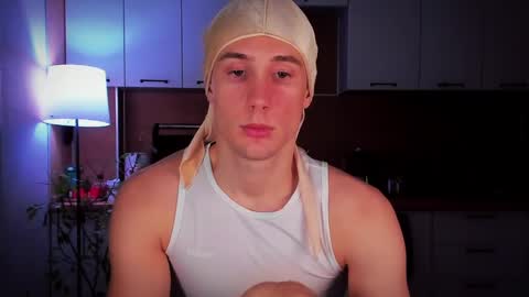 Mello online show from February 21, 1:33 am