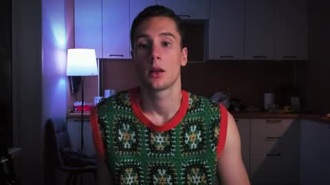 Mello online show from December 10, 2:13 am