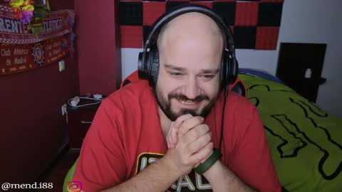 menditeta online show from April 1, 9:34 pm