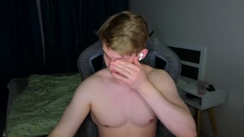 Mickey online show from April 20, 4:42 pm