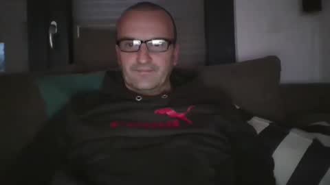 Pat online show from December 23, 7:30 pm