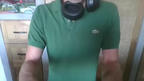 mercandezinc online show from April 21, 11:11 pm