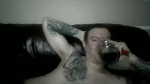 Snapshot of mercher627021 chatting on October 3, 10:37 pm ezio online show from October 3, 10:37 pm