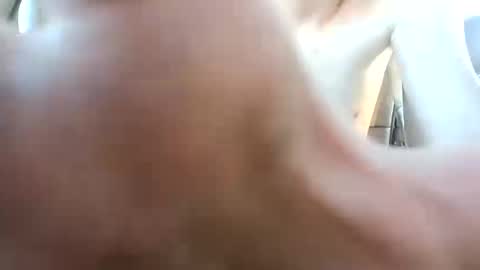 Snapshot of merlinwill chatting on October 12, 4:23 pm William online show from October 12, 4:23 pm