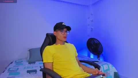 Snapshot of michael_jordan_xxx chatting on October 23, 2:59 am JORDAN online show from October 23, 2:59 am
