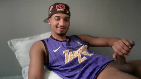 Snapshot of michael_jordanx chatting on February 5, 6:15 pm Angel online show from February 5, 6:15 pm