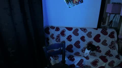 michael independent model  online show from April 5, 12:08 am