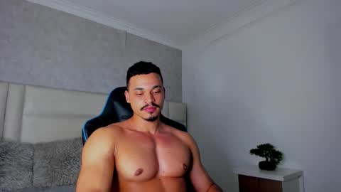 Michael online show from November 13, 5:01 am