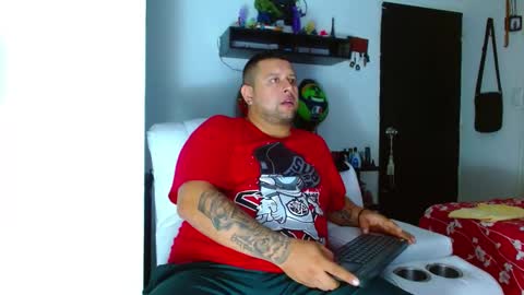 michell_myers online show from February 9, 7:09 pm