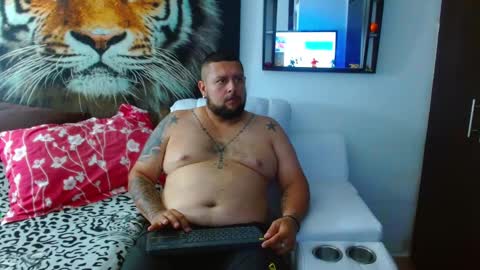 michell_myers online show from January 27, 8:49 pm