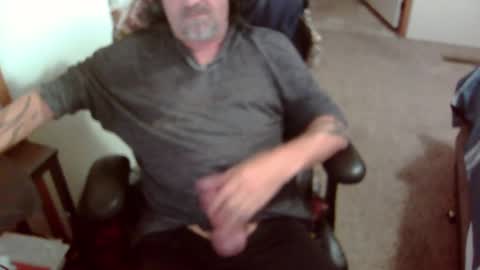 Snapshot of michigan_daddy chatting on October 24, 3:36 pm TattedInDetroit online show from October 24, 3:36 pm