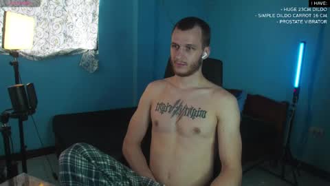 Snapshot of mickey_pict chatting on February 10, 5:47 am Mickey online show from February 10, 5:47 am