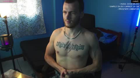 Snapshot of mickey_pict chatting on February 7, 7:29 am Mickey online show from February 7, 7:29 am