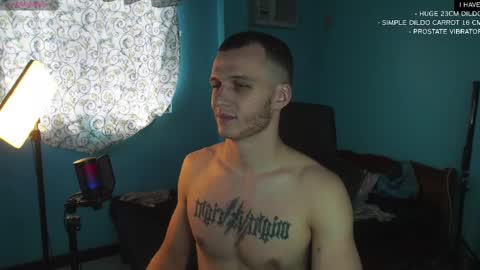 Snapshot of mickey_pict chatting on February 24, 5:54 am Mickey online show from February 24, 5:54 am