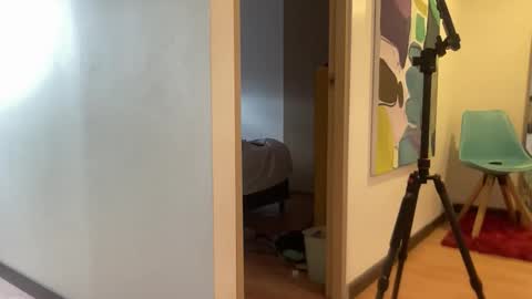 Aaron online show from April 7, 9:59 pm