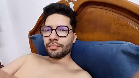 Sam online show from May 24, 3:29 pm