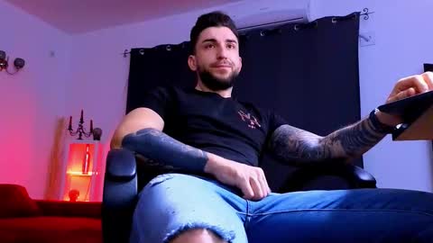 MightyAaron online show from February 2, 3:49 am