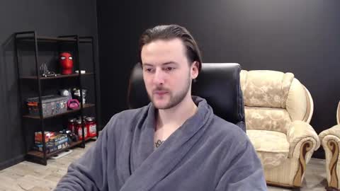 Snapshot of mihasikd chatting on February 26, 11:20 am Misha Winchester online show from February 26, 11:20 am