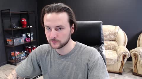 Snapshot of mihasikd chatting on March 5, 12:33 pm Misha Winchester online show from March 5, 12:33 pm