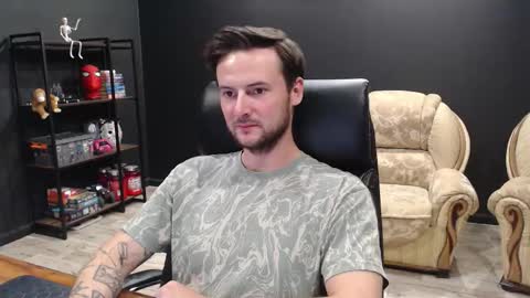 Snapshot of mihasikd chatting on October 3, 6:24 pm Misha Winchester online show from October 3, 6:24 pm