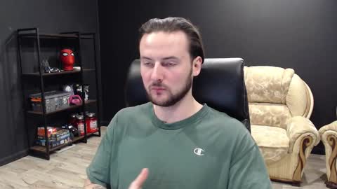 Snapshot of mihasikd chatting on February 13, 1:48 pm Misha Winchester online show from February 13, 1:48 pm