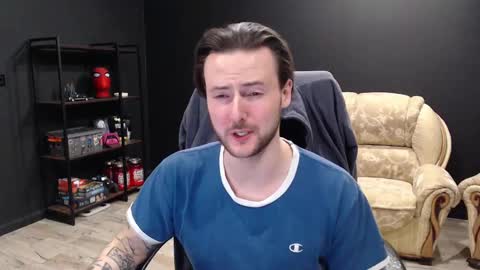 Snapshot of mihasikd chatting on February 27, 5:15 pm Misha Winchester online show from February 27, 5:15 pm