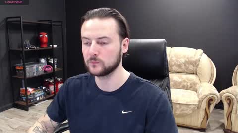 Snapshot of mihasikd chatting on February 18, 1:11 pm Misha Winchester online show from February 18, 1:11 pm