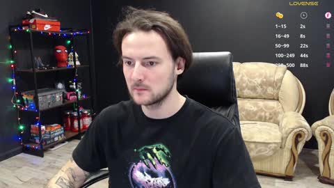 Snapshot of mihasikd chatting on December 14, 10:56 am Misha Winchester online show from December 14, 10:56 am