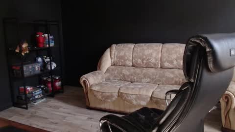 Snapshot of mihasikd chatting on September 15, 11:00 am Misha Winchester online show from September 15, 11:00 am