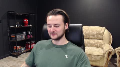 Snapshot of mihasikd chatting on January 11, 2:04 pm Misha Winchester online show from January 11, 2:04 pm