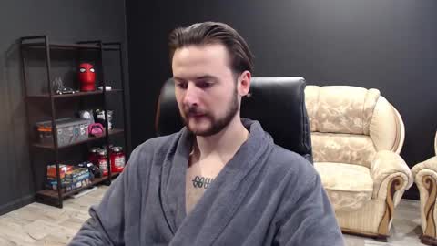 Snapshot of mihasikd chatting on February 19, 10:12 am Misha Winchester online show from February 19, 10:12 am