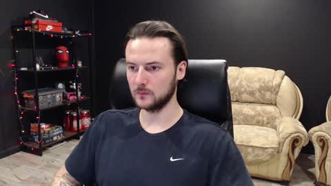 Snapshot of mihasikd chatting on December 26, 1:21 pm Misha Winchester online show from December 26, 1:21 pm