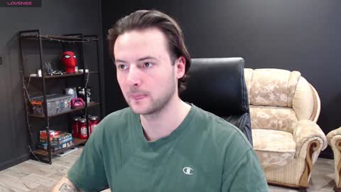 Snapshot of mihasikd chatting on January 21, 10:45 am Misha Winchester online show from January 21, 10:45 am