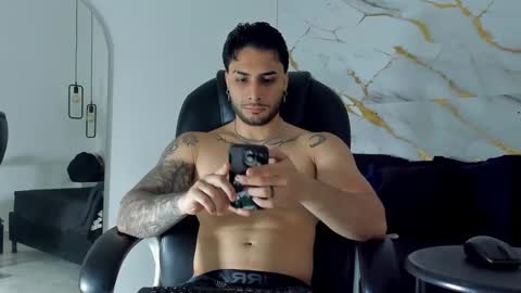 Daniel online show from October 10, 1:49 pm